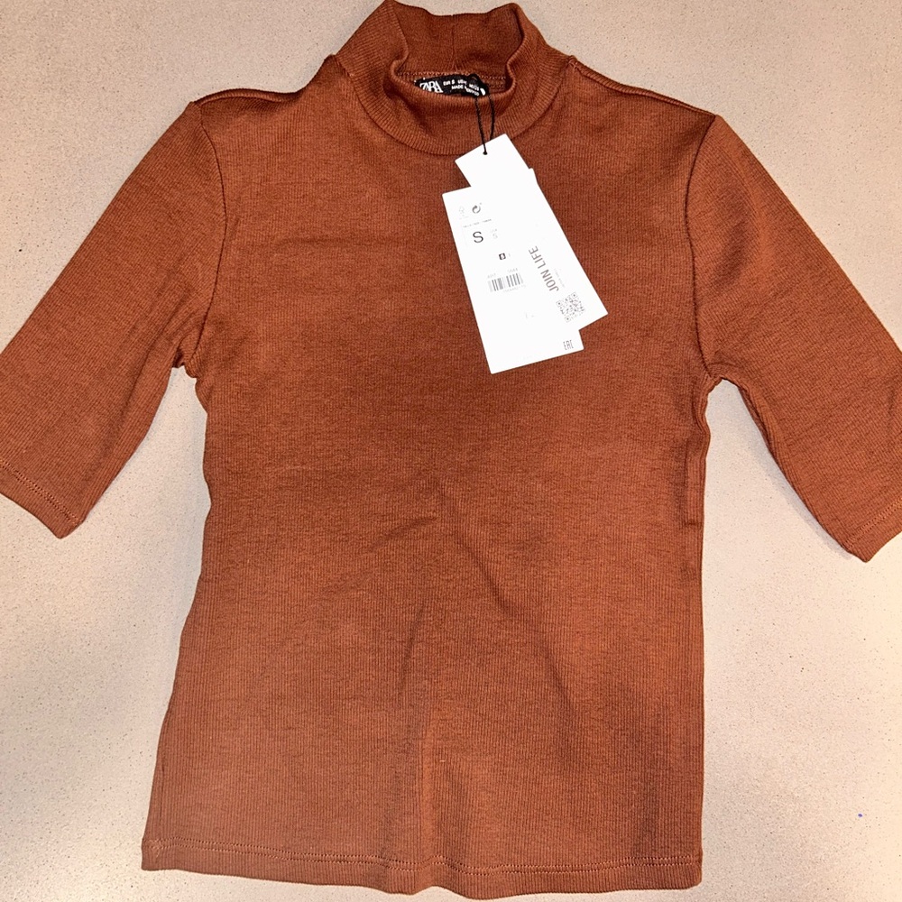Rust High Neck Top - Picture 3 of 3
